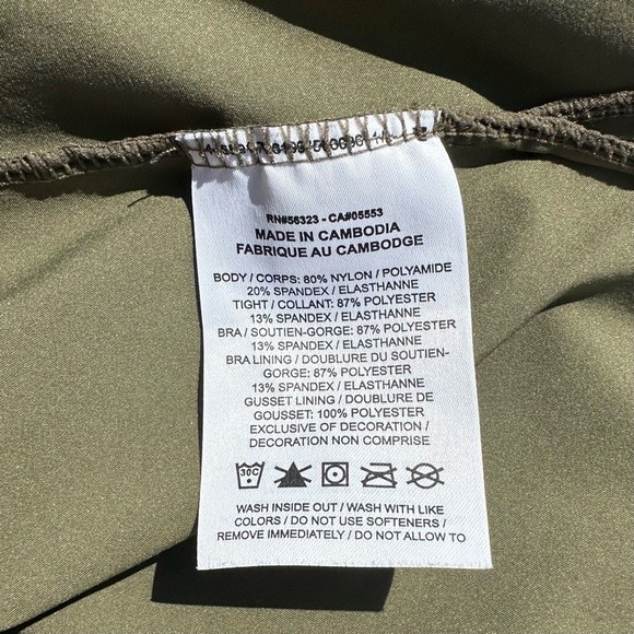 Nike Bliss Luxe Dress - Picture 8 of 8